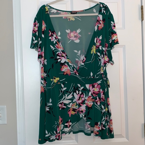 torrid Tops - Torrid size 4